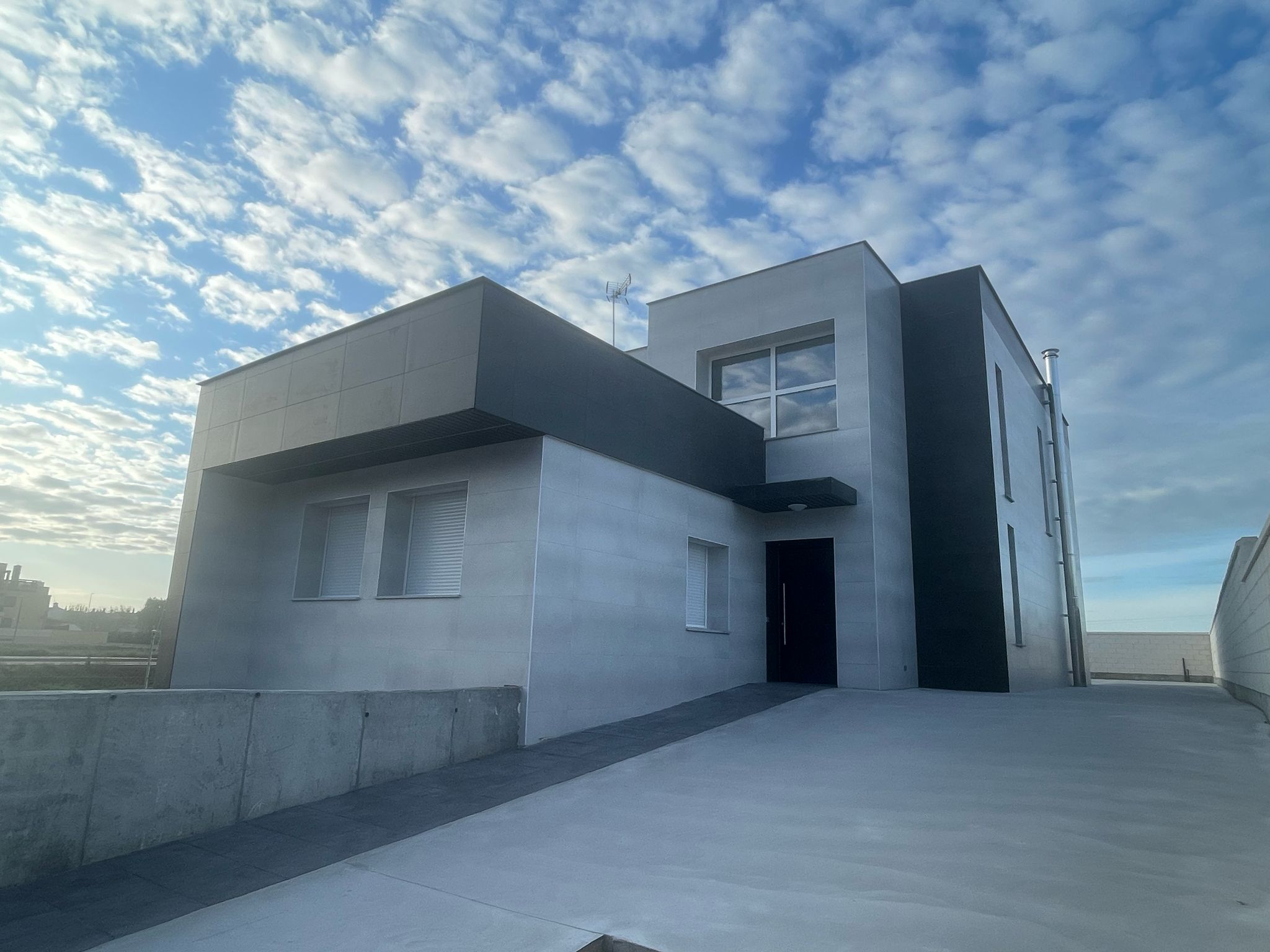 06. Spain – Fully-fledged Smart Home